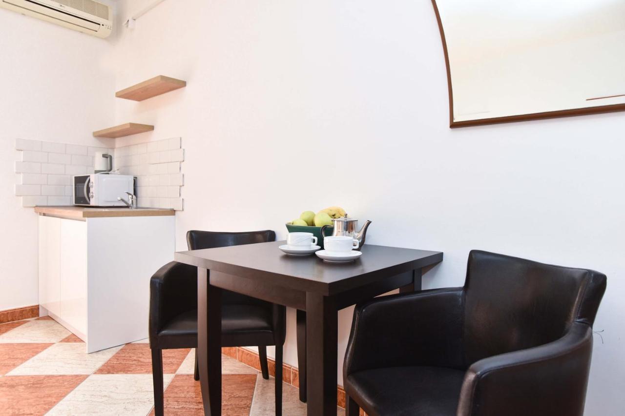 Apartments Adok بودفا المظهر الخارجي الصورة