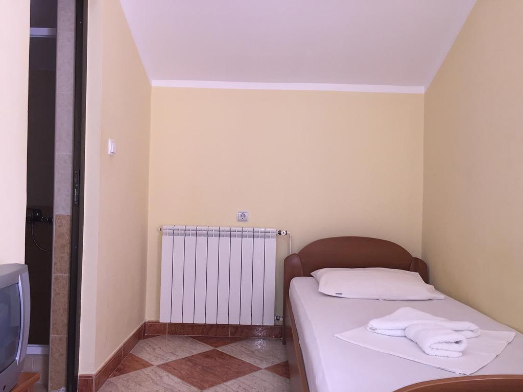 Apartments Adok بودفا المظهر الخارجي الصورة